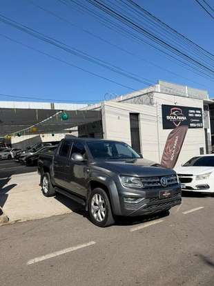 VOLKSWAGEN-AMAROK-2017