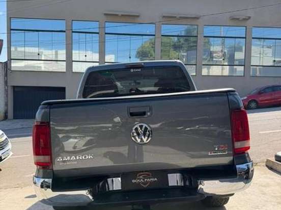 VOLKSWAGEN-AMAROK-3.0 V6 TDI DIESEL HIGHLINE CD 4MOTION AUTOMÁTICO VOLKSWAGEN-AMAROK-2017