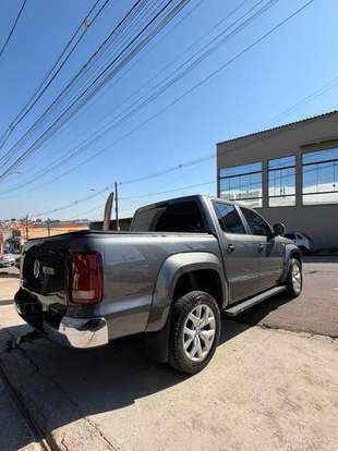 VOLKSWAGEN-AMAROK-2017