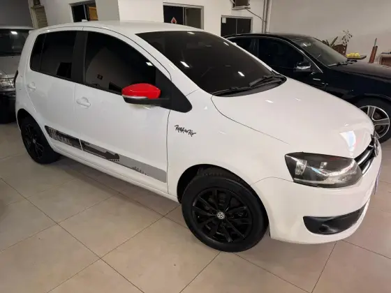 VOLKSWAGEN FOX 1.6 MI ROCK IN RIO 8V FLEX 4P MANUAL VOLKSWAGEN FOX 1.6 MI ROCK IN RIO 8V FLEX 4P MANUAL