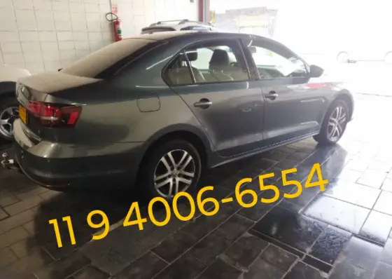 VOLKSWAGEN JETTA 1.4 16V TSI COMFORTLINE GASOLINA 4P TIPTRONIC VOLKSWAGEN JETTA 1.4 16V TSI COMFORTLINE GASOLINA 4P TIPTRONIC