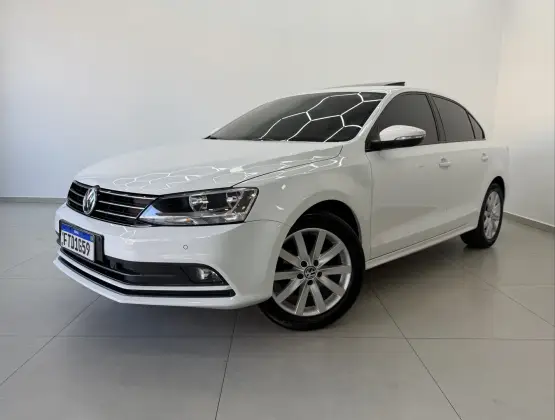 VOLKSWAGEN JETTA 2.0 COMFORTLINE FLEX 4P TIPTRONIC VOLKSWAGEN JETTA 2.0 COMFORTLINE FLEX 4P TIPTRONIC