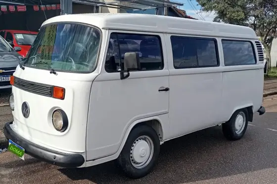 VOLKSWAGEN KOMBI 1.6 MI STD LOTAÇÃO 8V GASOLINA 3P MANUAL