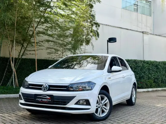 VOLKSWAGEN POLO 1.0 200 TSI COMFORTLINE AUTOMÁTICO VOLKSWAGEN POLO 1.0 200 TSI COMFORTLINE AUTOMÁTICO