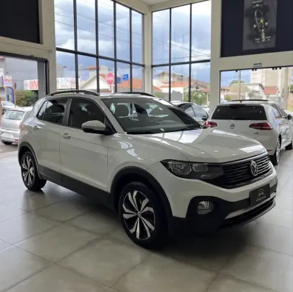 VOLKSWAGEN T-CROSS 1.0 200 TSI TOTAL FLEX AUTOMÁTICO VOLKSWAGEN T-CROSS 1.0 200 TSI TOTAL FLEX AUTOMÁTICO