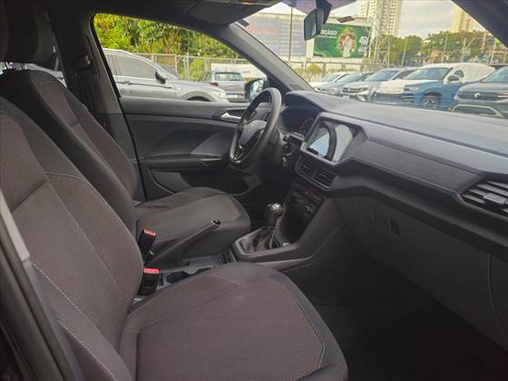 /en/city/cate-car-used-car/volkswagen-t-cross-2023-1-0-200-tsi-total-flex-sense-automatic-48193828459513856/-13