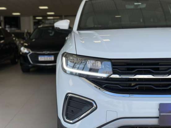 VOLKSWAGEN-T-CROSS-2024