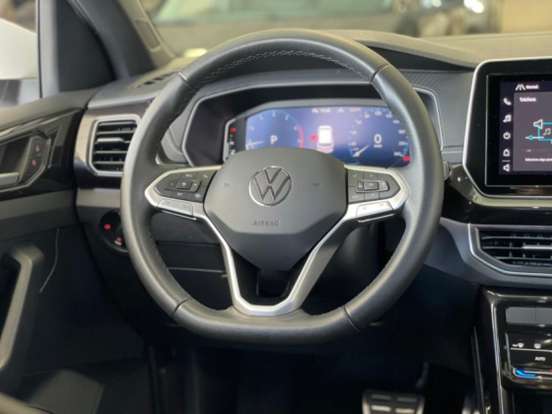 VOLKSWAGEN-T-CROSS-2024