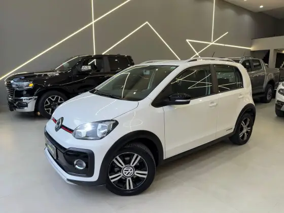 VOLKSWAGEN UP 1.0 170 TSI TOTAL FLEX XTREME 4P MANUAL VOLKSWAGEN UP 1.0 170 TSI TOTAL FLEX XTREME 4P MANUAL