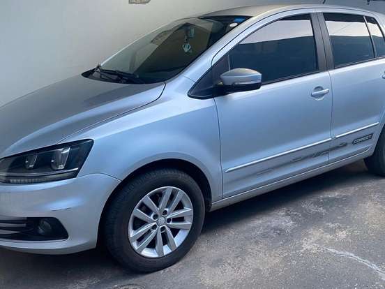 VOLKSWAGEN-FOX-1.6 MSI TOTAL FLEX CONNECT 4P MANUAL VOLKSWAGEN-FOX-2018
