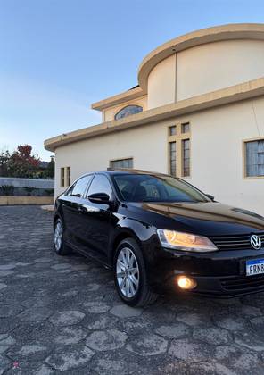 VOLKSWAGEN JETTA 2014 2.0 COMFORTLINE FLEX 4P TIPTRONIC