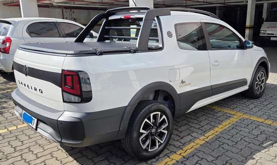 VOLKSWAGEN-SAVEIRO-2023
