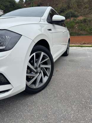 VOLKSWAGEN-VIRTUS-2020
