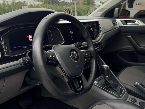 VOLKSWAGEN-VIRTUS-1.0 200 TSI HIGHLINE AUTOMÁTICO VOLKSWAGEN-VIRTUS-2020