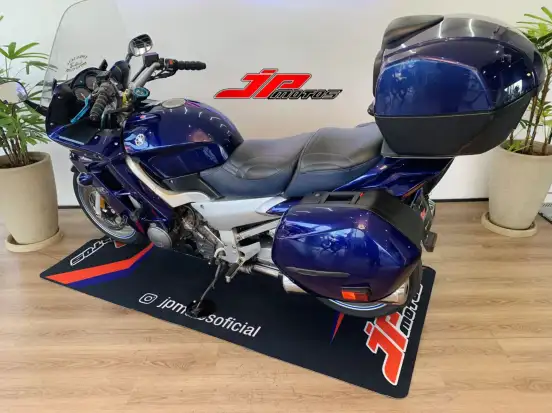 YAMAHA-FJR 1300-2004
