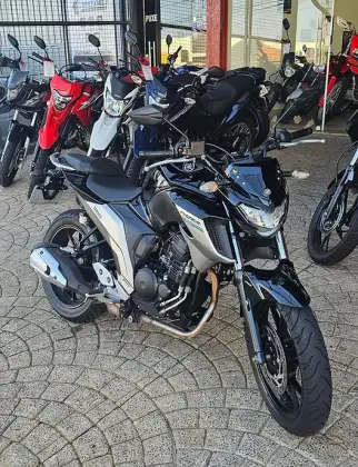 YAMAHA FZ25 FAZER ABS YAMAHA FZ25 FAZER ABS