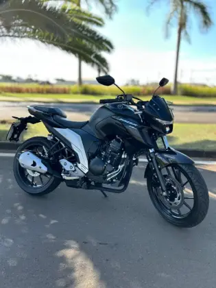 YAMAHA FZ25 FAZER ABS 