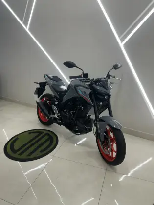 YAMAHA MT-03 ABS YAMAHA MT-03 ABS