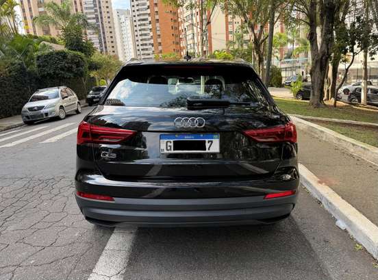 AUDI-Q3-2019