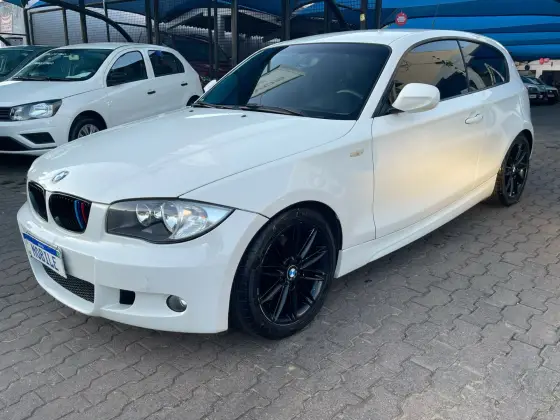BMW 118i 2.0 SPORT EDITION 16V GASOLINA 2P AUTOMÁTICO BMW 118i 2.0 SPORT EDITION 16V GASOLINA 2P AUTOMÁTICO