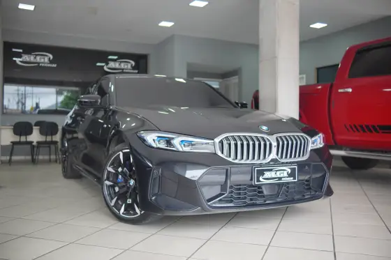 BMW 320i 2.0 16V TURBO FLEX M SPORT AUTOMÁTICO BMW 320i 2.0 16V TURBO FLEX M SPORT AUTOMÁTICO