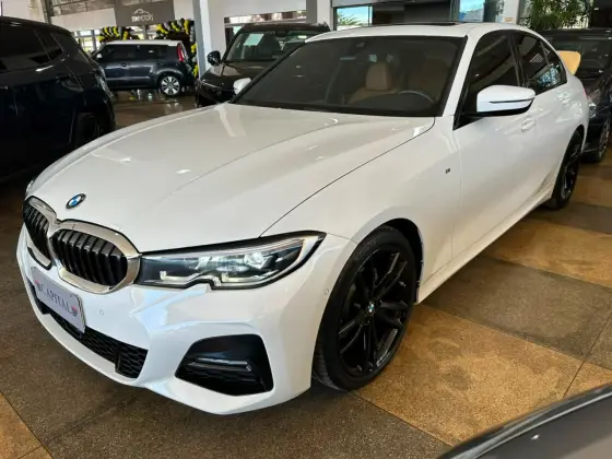 BMW 320i 2.0 16V TURBO FLEX M SPORT AUTOMÁTICO BMW 320i 2.0 16V TURBO FLEX M SPORT AUTOMÁTICO