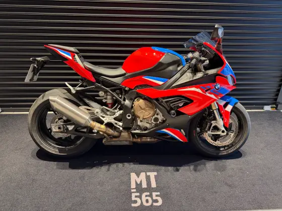 BMW S 1000 RR BMW S 1000 RR