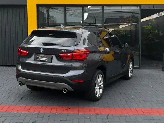 BMW-X1-2.0 16V TURBO ACTIVEFLEX SDRIVE20I 4P AUTOMÁTICO BMW-X1-2018