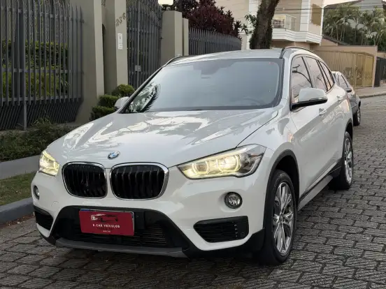 BMW-X1-2.0 16V TURBO ACTIVEFLEX SDRIVE20I 4P AUTOMÁTICO BMW-X1-2018