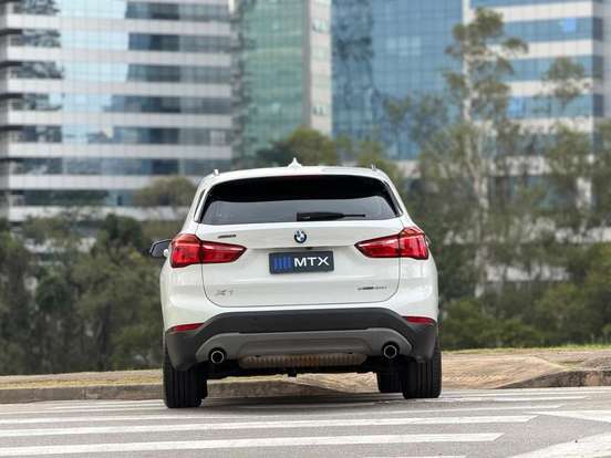 BMW-X1-2.0 16V TURBO ACTIVEFLEX SDRIVE20I 4P AUTOMÁTICO BMW-X1-2019