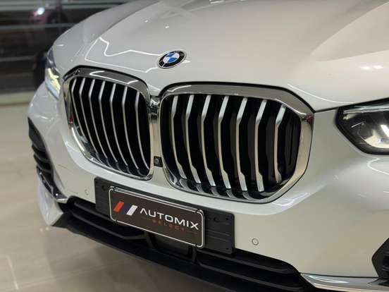 BMW-X5-3.0 4X4 30D I6 TURBO DIESEL 4P AUTOMÁTICO BMW-X5-2019