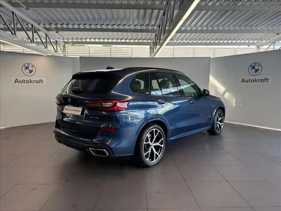 BMW-X5-3.0 I6 TURBO HÍBRIDO XDRIVE45E M SPORT AUTOMÁTICO BMW-X5-2022