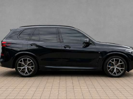 BMW-X5-3.0 I6 TURBO HÍBRIDO XDRIVE50E M SPORT AUTOMÁTICO BMW-X5-2024