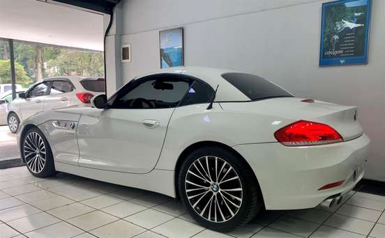 BMW-Z4-2.0 16V TURBO GASOLINA SDRIVE20I AUTOMÁTICO BMW-Z4-2013