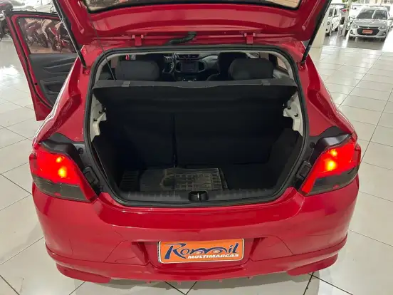 CHEVROLET-ONIX-2014