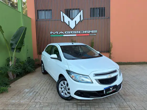 CHEVROLET ONIX 1.4 MPFI LT 8V FLEX 4P AUTOMÁTICO CHEVROLET ONIX 1.4 MPFI LT 8V FLEX 4P AUTOMÁTICO