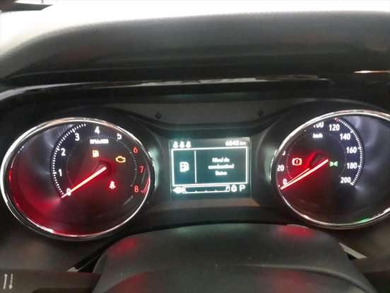 CHEVROLET-TRACKER-2025