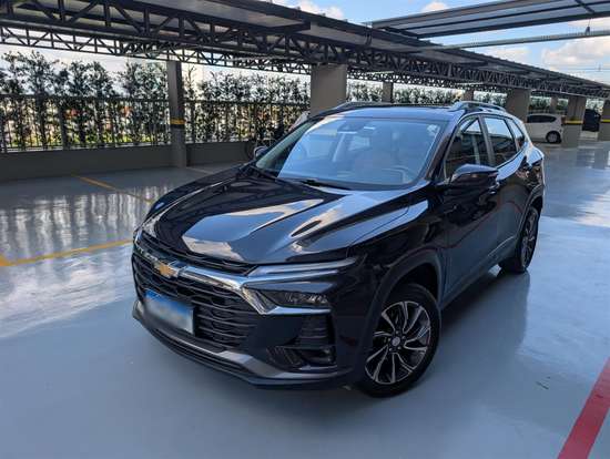 CHEVROLET-TRACKER-2025