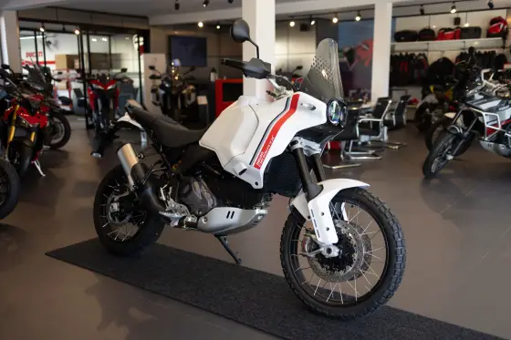 DUCATI DESERT X 
