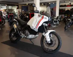 DUCATI DESERT X DUCATI DESERT X