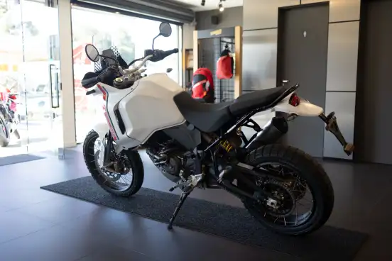 DUCATI-DESERT X-2025