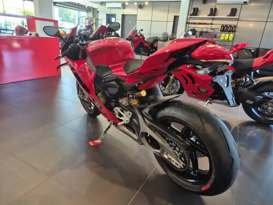 DUCATI-PANIGALE V4 S-2026