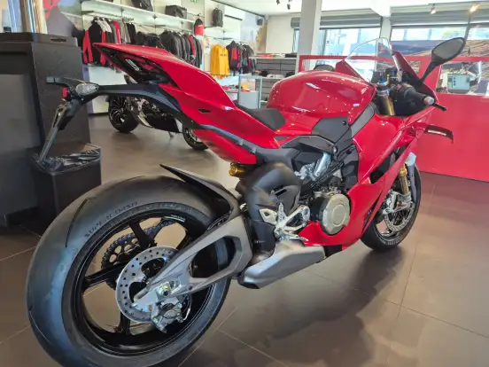 DUCATI-PANIGALE V4 S DUCATI-PANIGALE V4 S-2026