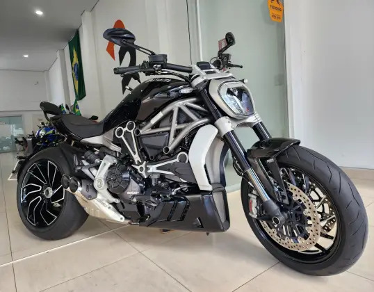 DUCATI XDIAVEL 1260 S DUCATI XDIAVEL 1260 S