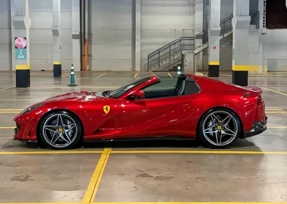 FERRARI 812 GTS 6.5 V12 GASOLINA F1-DCT FERRARI 812 GTS 6.5 V12 GASOLINA F1-DCT
