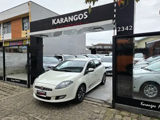 FIAT BRAVO 1.8 ESSENCE 16V FLEX 4P MANUAL