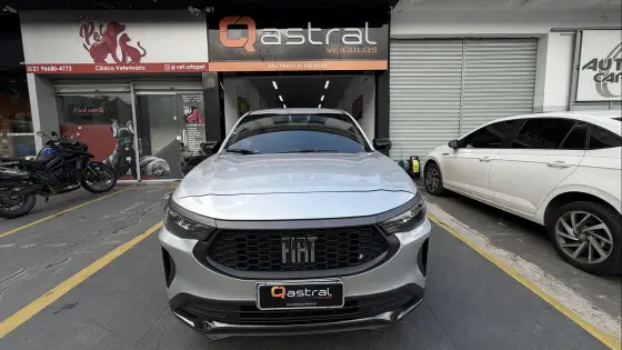 FIAT FASTBACK 1.0 TURBO 200 FLEX CVT FIAT FASTBACK 1.0 TURBO 200 FLEX CVT