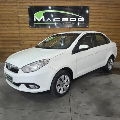 FIAT GRAND SIENA 1.4 MPI ATTRACTIVE 8V FLEX 4P MANUAL FIAT GRAND SIENA 1.4 MPI ATTRACTIVE 8V FLEX 4P MANUAL