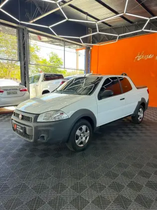 FIAT STRADA 1.4 MPI HARD WORKING CD 8V FLEX 3P MANUAL FIAT STRADA 1.4 MPI HARD WORKING CD 8V FLEX 3P MANUAL