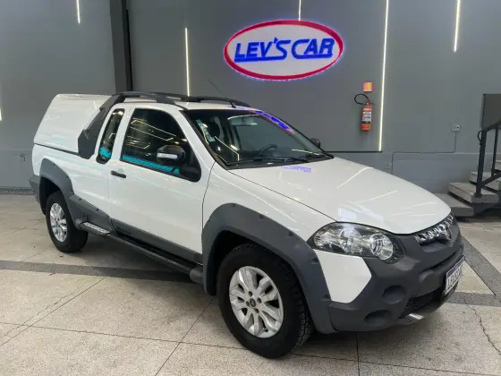 FIAT STRADA 1.8 MPI ADVENTURE CE 16V FLEX 2P MANUAL